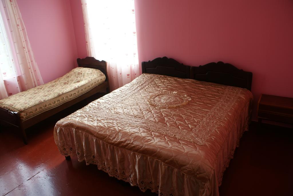 Merabi And Neli Guest House Makhinjauri Cameră foto