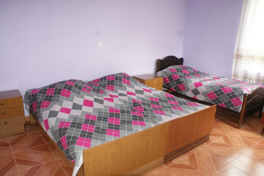 Merabi And Neli Guest House Makhinjauri Cameră foto